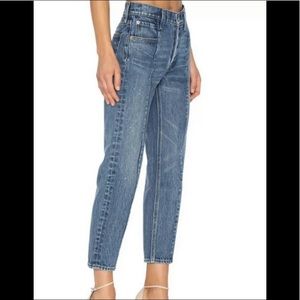 Levi’s Altered Straight Jeans Medium Wash Front Seam Size 25